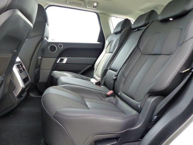 2016款路虎揽胜运动3.0引领时尚低价越野