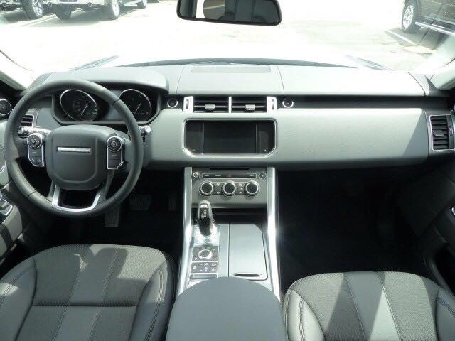 2016款路虎揽胜运动3.0引领时尚低价越野