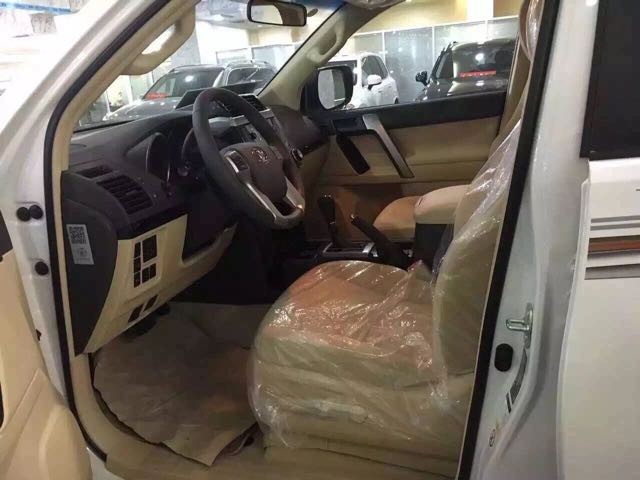 丰田霸道2700中东版报价 七月促销32万最低