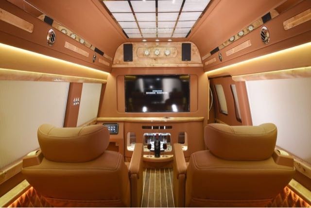 fc6d8651fc71583f0bbb46ae1313ad2c.jpg@!64