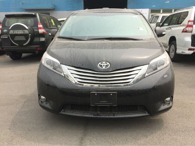 15款丰田塞纳美式经典MVP家庭保姆车