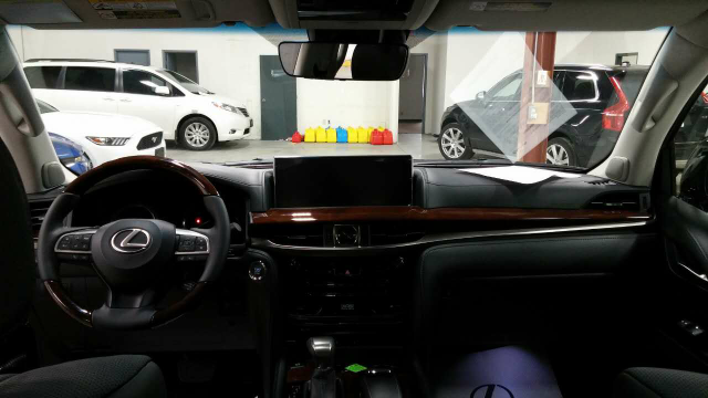 2016款雷克薩斯LX570加規(guī)版158萬特價促銷