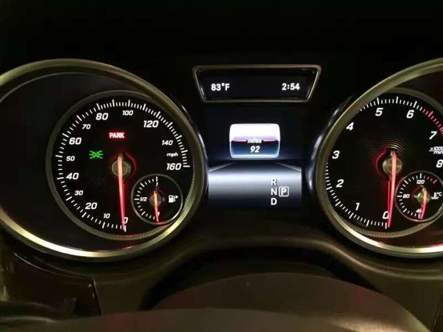 17款奔驰GLS450配置完胜中规奔驰GLS400