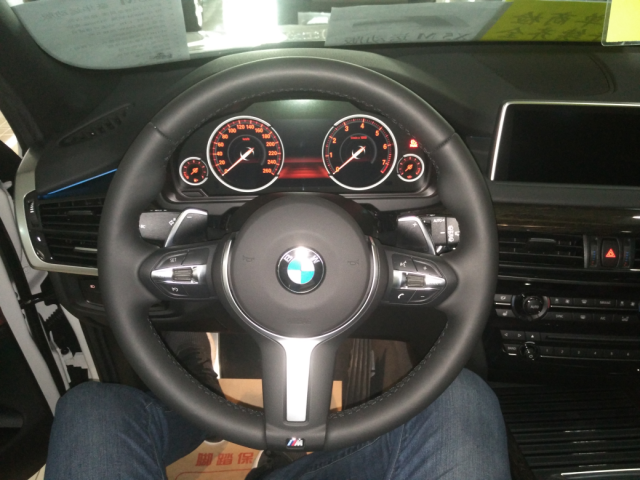 16款宝马X5加规版3.0T大气成熟稳重座驾