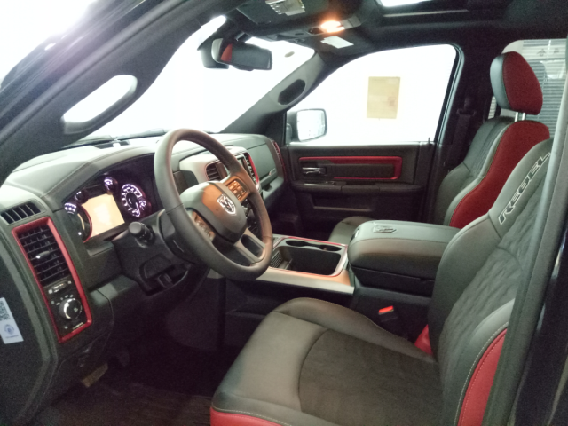 16款道奇公羊1500叛逆者现车最低价格售