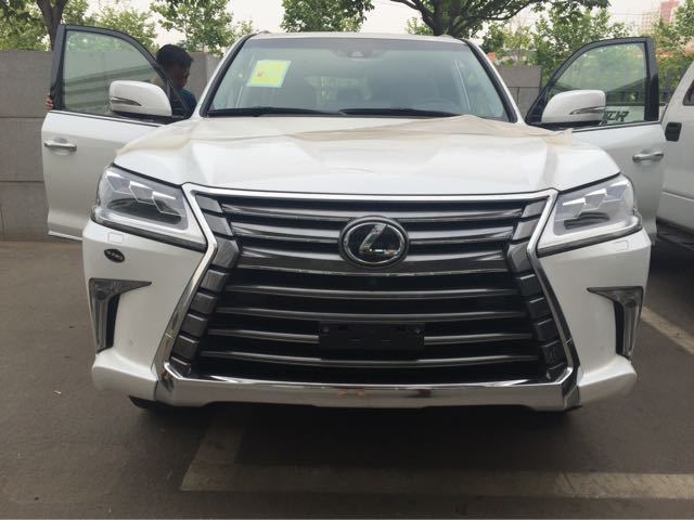 中东版雷克萨斯新款LX570报价以及配置-图9
