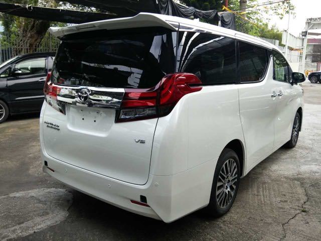 16款丰田埃尔法3.5四驱零首付分期购买