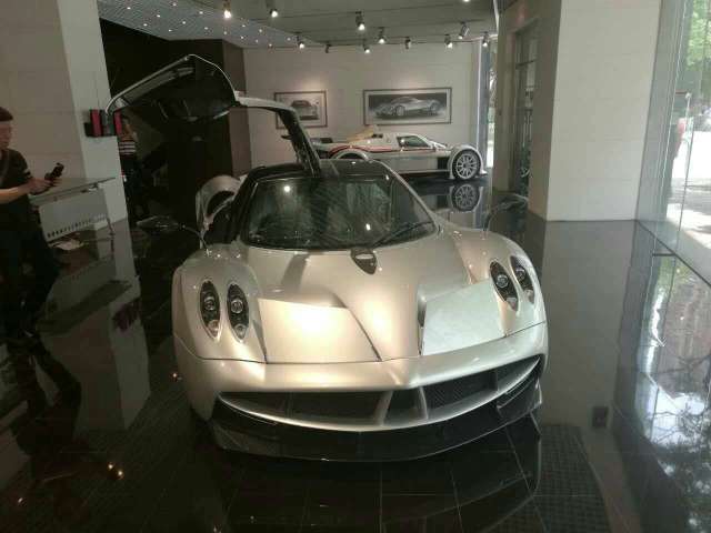 帕加尼 Huayra 16款 Dinastia 特别版-天津华夏安邦