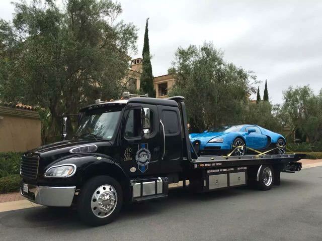 布加迪威龙现车5000万16缸引擎天津现车高清图片