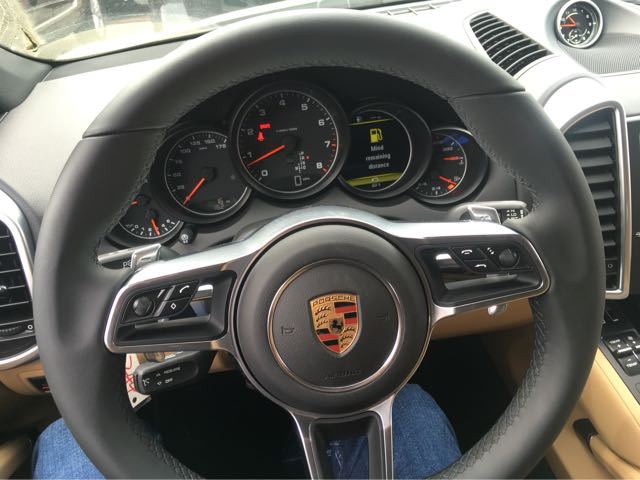 全新卡宴豪华SUV入门首选车型 参数详解 购车支持分期付款