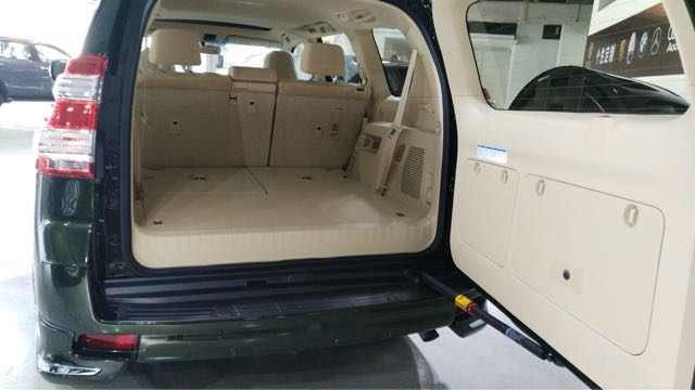 丰田霸道3.5中东版国产普拉多3.5与中东版4.0