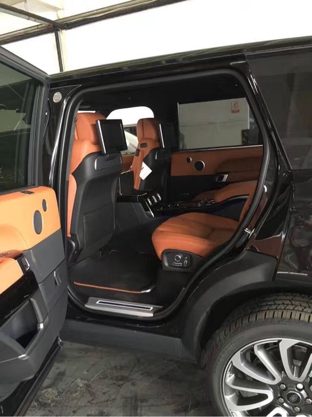 最新款路虎揽胜行政3.0混动版最低报价 天津港