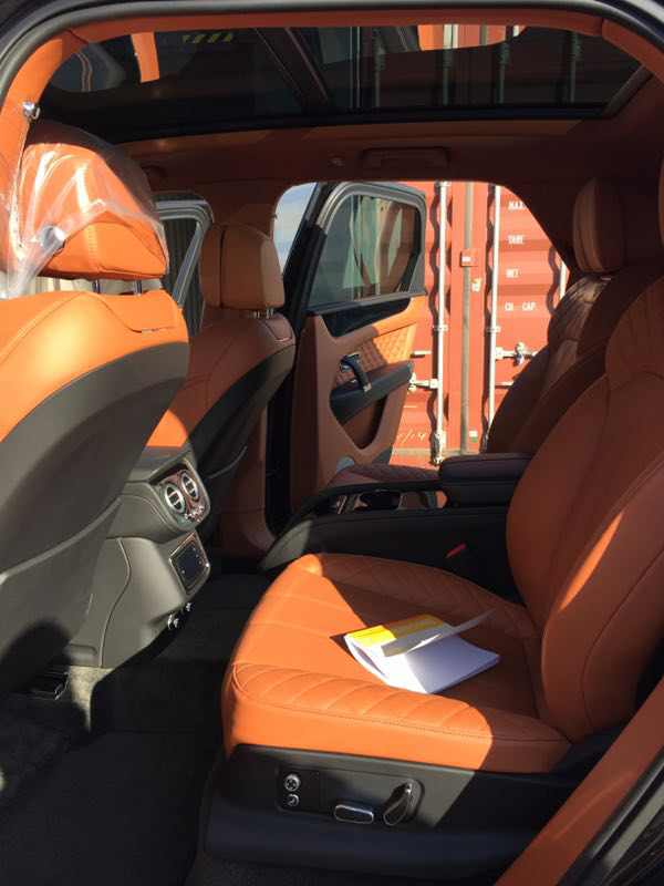 SUV界的老大宾利添越 W12宾利添越劲爆销售价格无底线