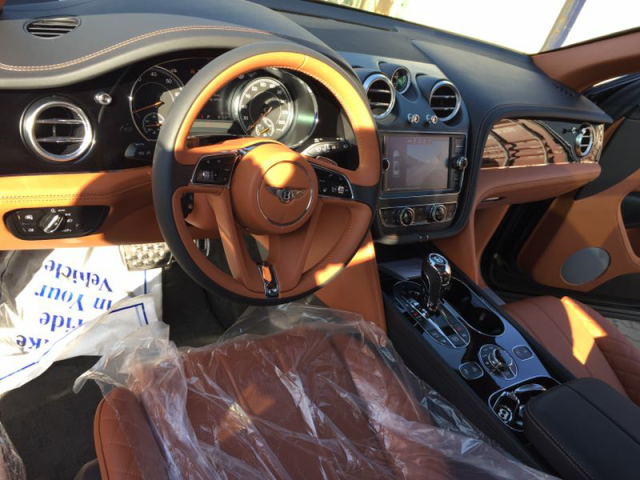 SUV界的老大宾利添越 W12宾利添越劲爆销售价格无底线