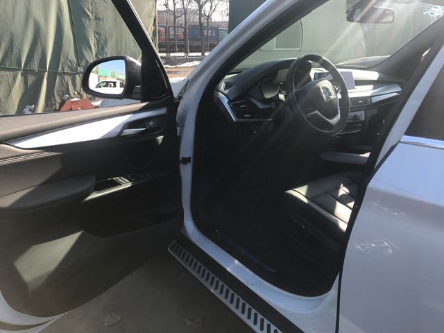 17款墨版宝马X5倒影座椅加热运动3.0T前后座椅加热