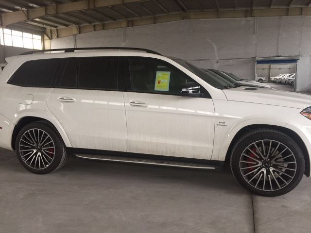 解读奔驰GLS63天津现车配置  实拍加拿大版奔驰GLS63