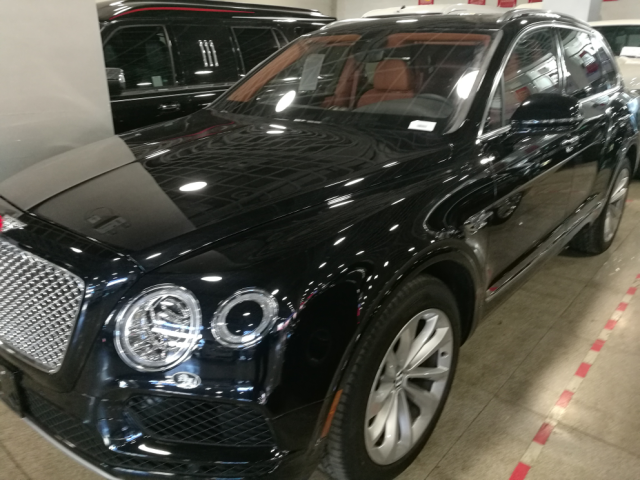 SUV界的老大宾利添越 W12宾利添越劲爆销售价格无底线