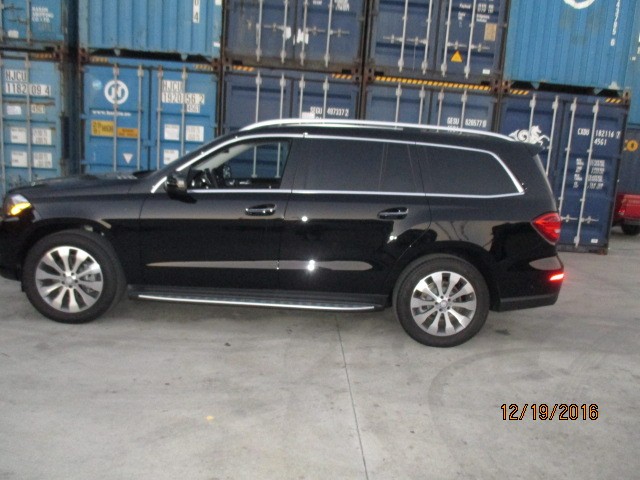 17款奔驰GLS450带来的视觉和舒适度都会让人