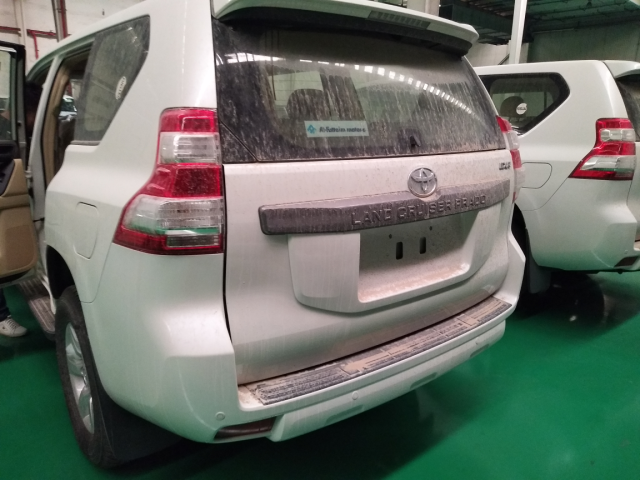 2018款丰田普拉多2700配置参数18款中东版霸