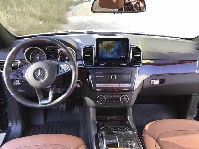 17款的奔驰GLS550油箱是多大的手续齐全全国