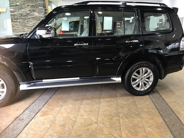 17款三菱帕杰罗V97低息贷款轻松获得