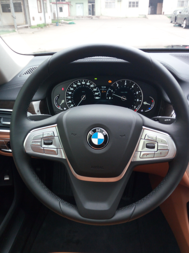 【17款宝马730天津港底价多少钱63万740li_天