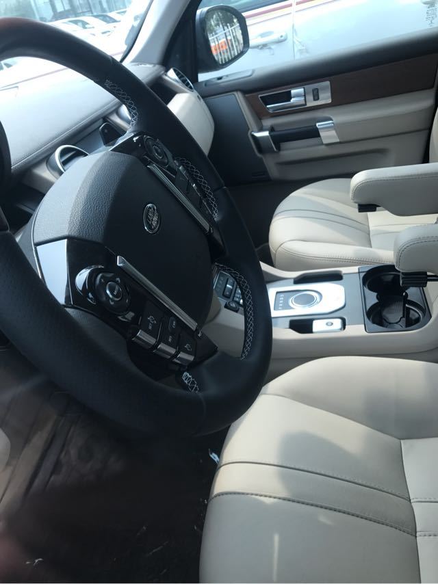 路虎发现四这才叫路虎的本性最低69万起