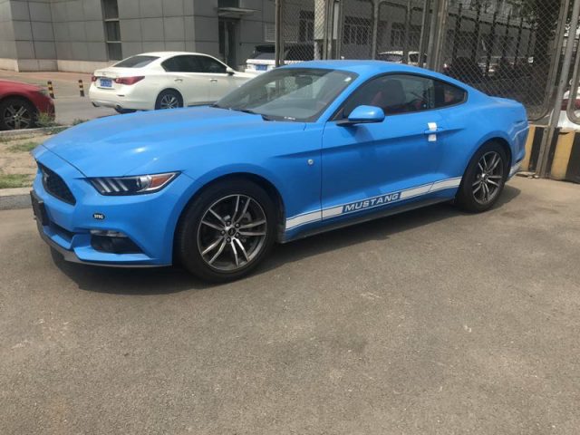 2017款福特野马个性化改装全新速度跑车