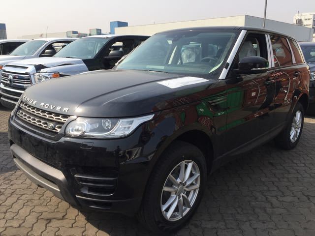 17款路虎揽胜运动版11月最新报价,准备入手的车友可以看下哦