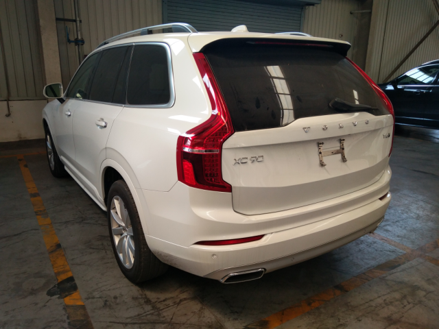 17款加版沃尔沃XC90顶配7座港口58.8万