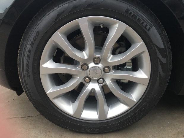 17款路虎揽胜活动天津行情 揽胜汽油对比柴油怎么样