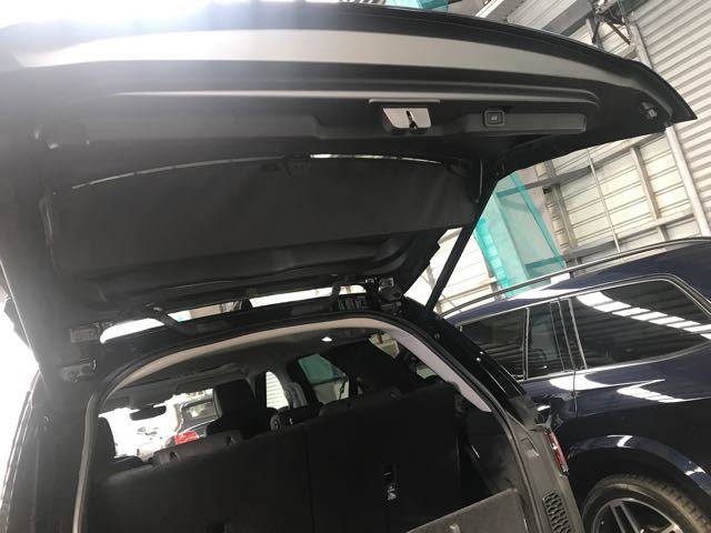 18款路虎发明5现车顶配天津港口现车多少钱