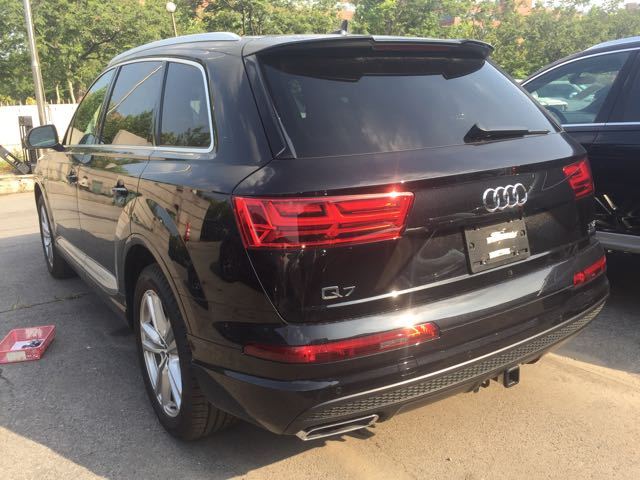 2017µQ7Ƽ ӰSUV7