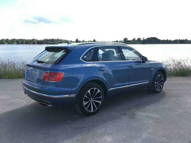 17款宾利添越4.0T V8柴油版七座SUV现车报价