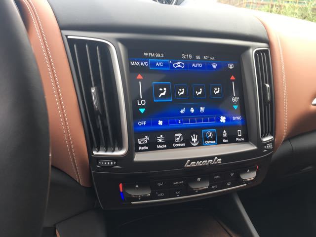 进口17款玛莎拉蒂莱万特时尚经典SUV港口库房直营出厂价售