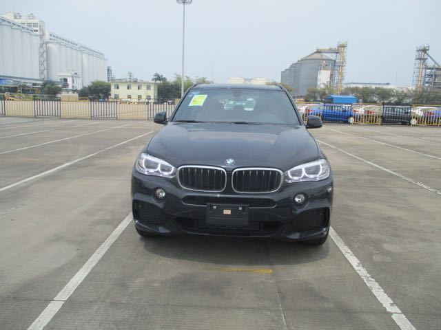 2018款宝马X5 最新款车型设计裸车报价多少钱