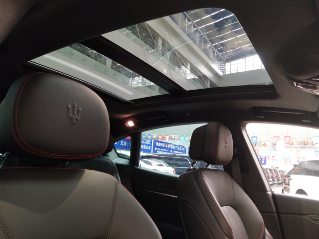 17款玛莎拉蒂SUV莱万特 全新价格热卖中