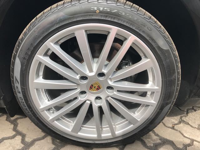 2017款加版保时捷Panamera 4S现车未几限时优惠