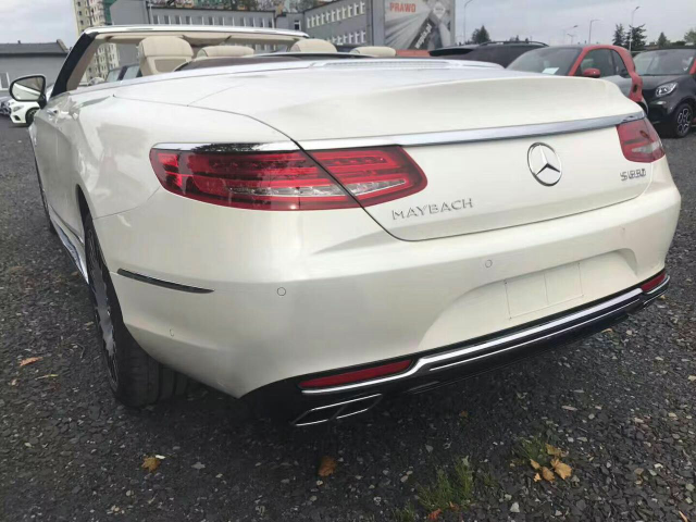 奔驰迈巴赫S650敞篷最强劲跑车限量300