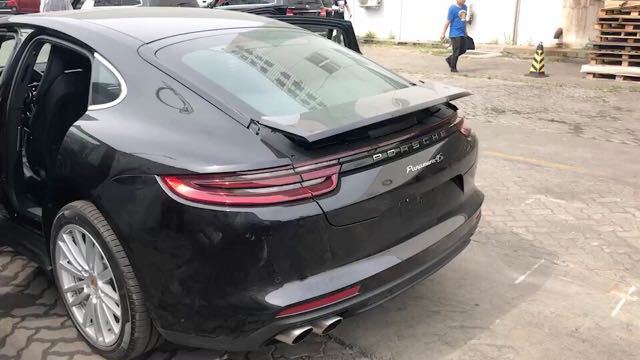 2017款加版保时捷Panamera 4S现车未几限时优惠