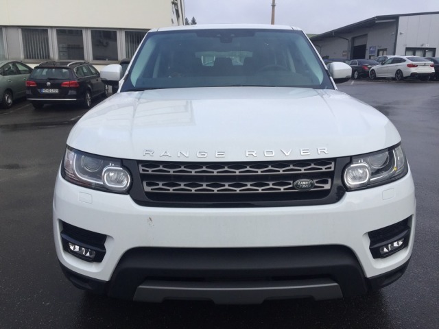 17款路虎揽胜流动天津行情 揽胜汽油对比柴油怎么样