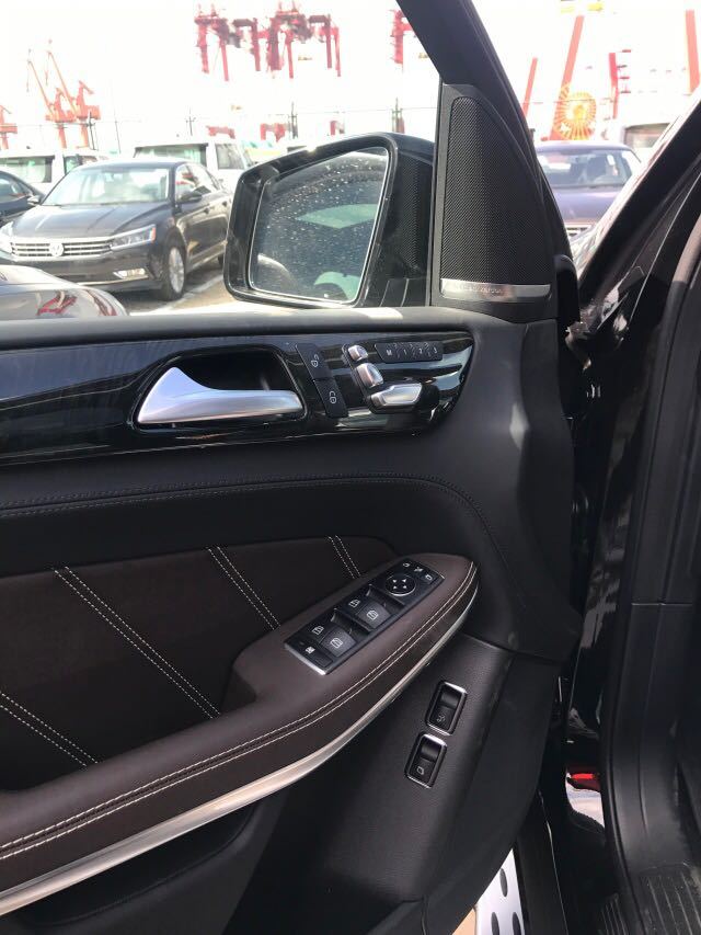 2017款美规版奔驰GLS63配置表奔驰GLS63加