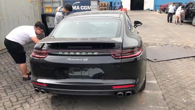 2017款加版保时捷Panamera 4S现车未几限时优惠
