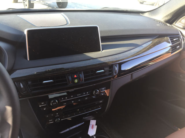 贵宾购车热线:185-2293-2678 谭经理(同微信)