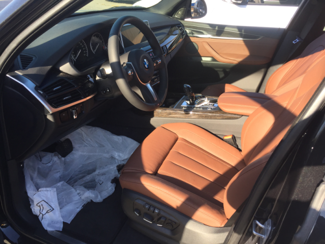 贵宾购车热线:185-2293-2678 谭经理(同微信)