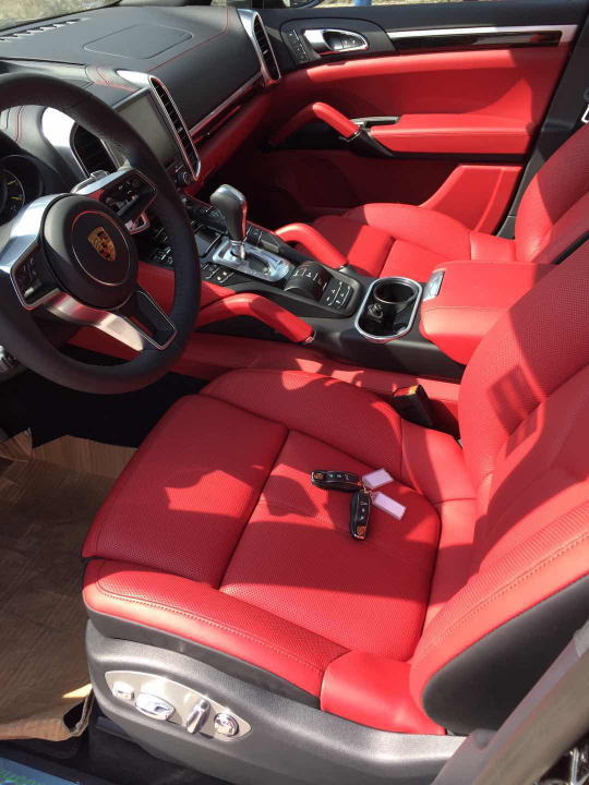 18款保时捷卡宴混动版 超能越野品质极高