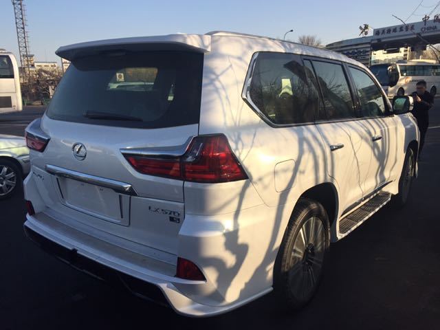 18款雷克萨斯LX570 中东版Sport Plus四月热销