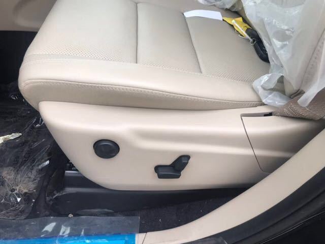 17款Jeep大切诺基全尺寸越野价格及配置解析