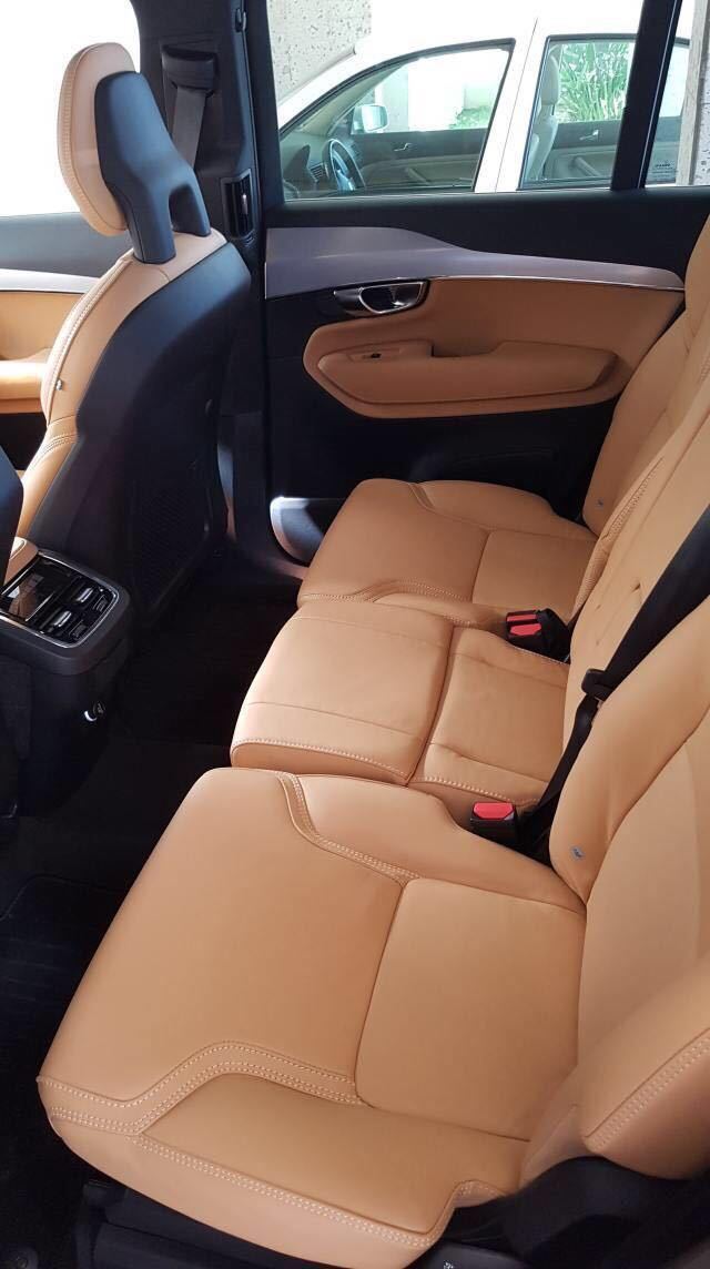 18款沃尔沃XC902.0T67座Momentum配置详解