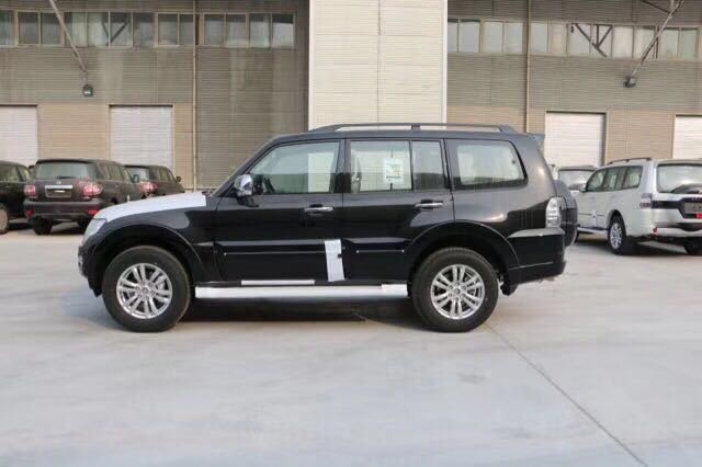 18款三菱帕杰罗3.8新款增加黄金包高配搭载后